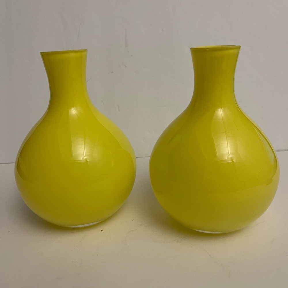 Crate and Barrel Zest Vase Yellow Multilayered Thick Glossy Glass Size 5” H